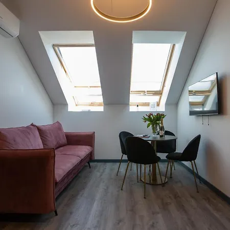 아파트 M8 Stylish One-bedroom