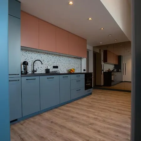 Apartamento M8 Stylish One-bedroom *