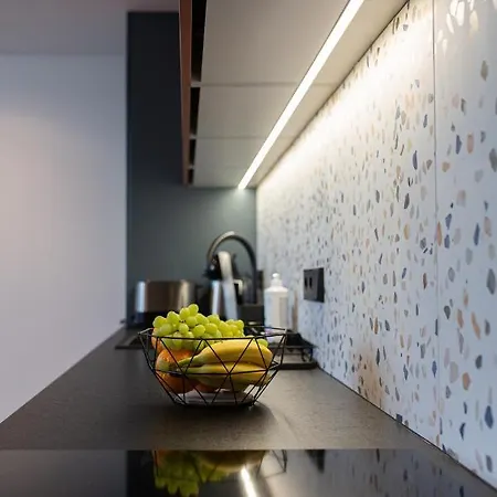 M8 Stylish One-bedroom Apartamento